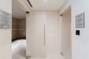 1331 Brickell Bay, Miami, FL 33131 - Photo 22