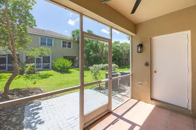 728 SW 122nd, Pembroke Pines, FL 33025 - Photo 26