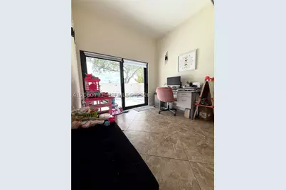 8731 NW 153rd, Miami Lakes, FL 33018 - Photo 20