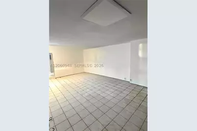 920 NE 199th #309-3J, Miami, FL 33179 - Photo 2