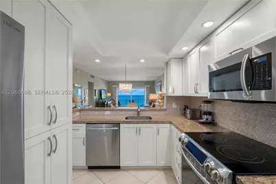6000 N Ocean #11C, Lauderdale by the Sea, FL 33308 - Photo 4