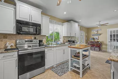 7460 NW 13th, Plantation, FL 33313 - Photo 10