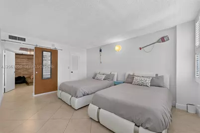 2030 S Ocean #723, Hallandale Beach, FL 33009 - Photo 10