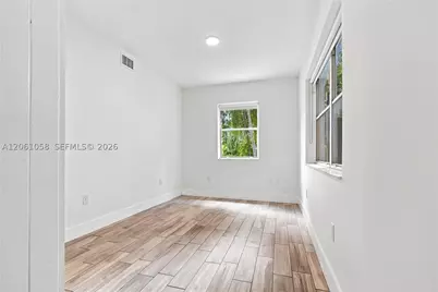 1000 7th #4, Miami Beach, FL 33139 - Photo 10