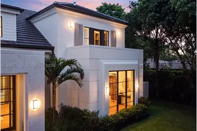 1220 S Alhambra, Coral Gables, FL 33146 - Photo 34