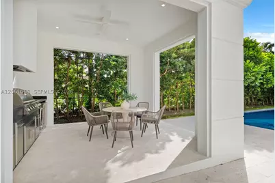 1220 S Alhambra, Coral Gables, FL 33146 - Photo 20