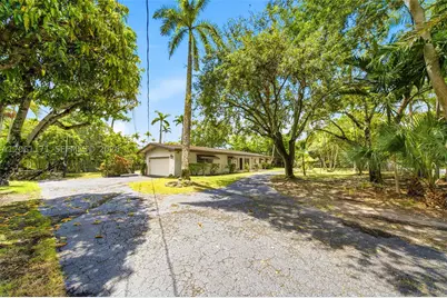 6801 SW 82nd, Miami, FL 33143 - Photo 2