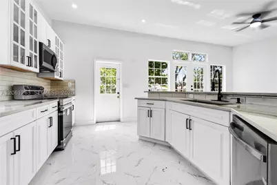 1777 N 17th, Hollywood, FL 33020 - Photo 16
