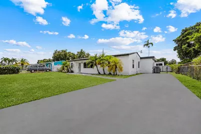 16100 NW 28th, Miami Gardens, FL 33054 - Photo 4