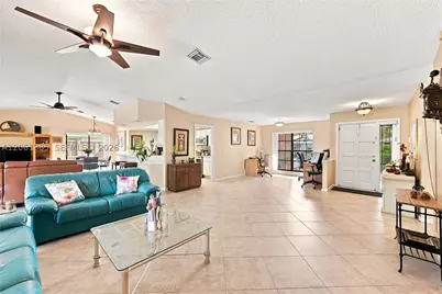 866 NW 110th, Coral Springs, FL 33071 - Photo 6
