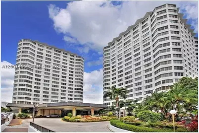 999 Brickell Bay #1408, Miami, FL 33131 - Photo 2