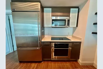 500 Brickell #2407, Miami, FL 33131 - Photo 6