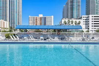 600 Parkview #709, Hallandale, FL 33009 - Photo 38