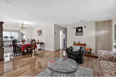 6861 SW 1st, Pembroke Pines, FL 33023 - Photo 6