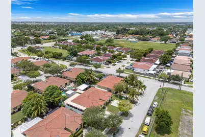 12260 SW 214th #2, Miami, FL 33177 - Photo 4
