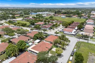 12260 SW 214th, Miami, FL 33177 - Photo 4