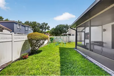1603 E Harmony Lake, Davie, FL 33324 - Photo 46