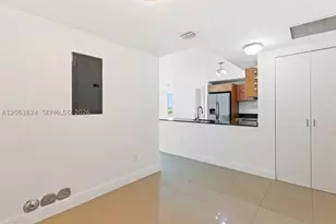 350 S Miami, Miami, FL 33130 - Photo 8