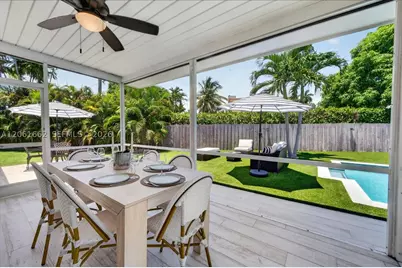 11504 NE 6th, Biscayne Park, FL 33161 - Photo 76