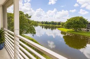 9420 Poinciana, Davie, FL 33324 - Photo 1