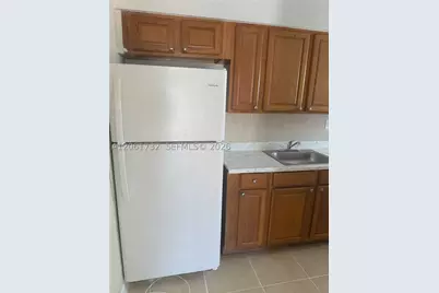 621 SW 15th #1, Miami, FL 33135 - Photo 4