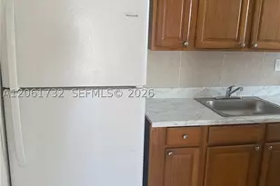 621 SW 15th, Miami, FL 33135 - Photo 4