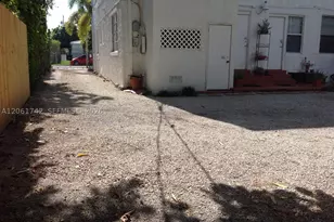 1661 SW 13th, Miami, FL 33145 - Photo 16