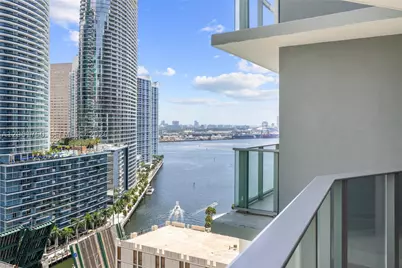 77 SE 5th #2205, Miami, FL 33131 - Photo 16