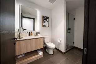 398 NE 5th, Miami, FL 33132 - Photo 10