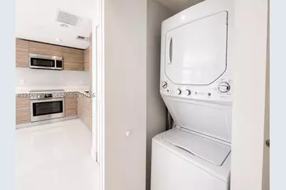 1300 S Miami #3407, Miami, FL 33130 - Photo 14