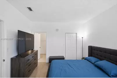 2121 NW 96th #14D, Pembroke Pines, FL 33024 - Photo 8