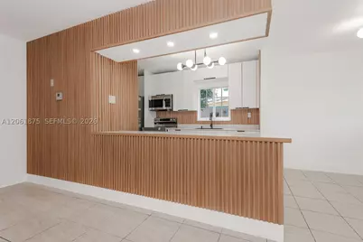 998 W 68th, Hialeah, FL 33014 - Photo 6