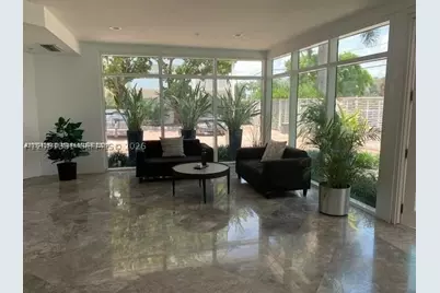 2000 Bay #403, Miami Beach, FL 33141 - Photo 16