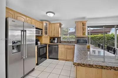 1580 SW 87th, Pembroke Pines, FL 33025 - Photo 12