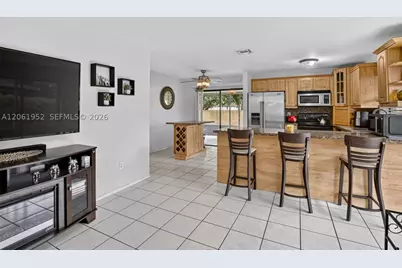 1580 SW 87th, Pembroke Pines, FL 33025 - Photo 18