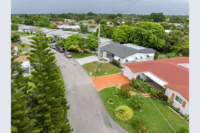 4595 NW 43rd, Lauderdale Lakes, FL 33319 - Photo 46