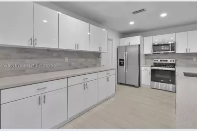 4595 NW 43rd, Lauderdale Lakes, FL 33319 - Photo 16