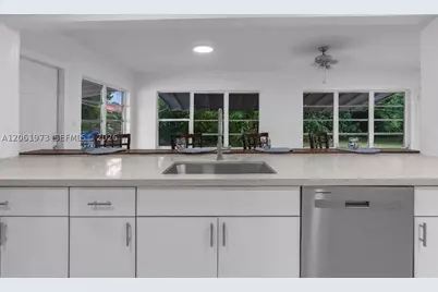 4595 NW 43rd, Lauderdale Lakes, FL 33319 - Photo 20
