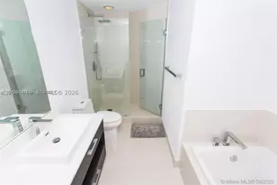 55 SW 9th, Miami, FL 33130 - Photo 8