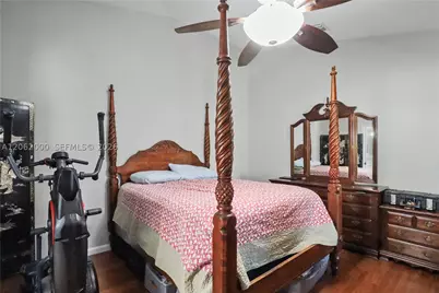 572 SE 18th, Homestead, FL 33033 - Photo 12