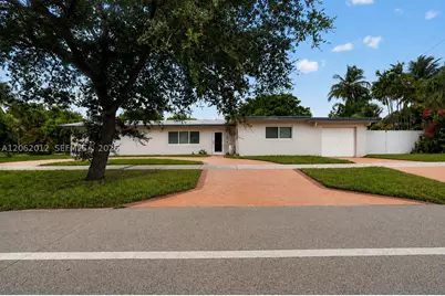 17200 NE 15th, North Miami Beach, FL 33162 - Photo 1