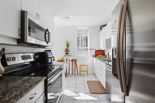 701 Brickell Key, Miami, FL 33131 - Photo 8