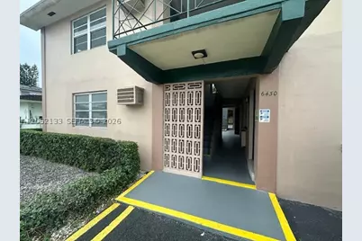6430 W Flagler #6, Miami, FL 33144 - Photo 1