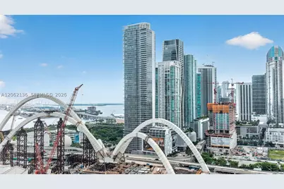1100 Biscayne #5502, Miami, FL 33132 - Photo 6
