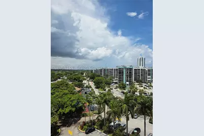 200 Leslie #1029, Hallandale Beach, FL 33009 - Photo 24