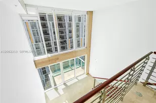 41 SE 5th, Miami, FL 33131 - Photo 16