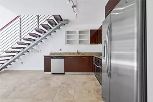 41 SE 5th, Miami, FL 33131 - Photo 4