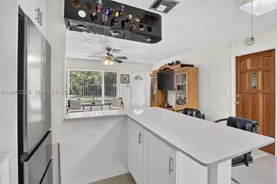 2731 Bruce, Hollywood, FL 33020 - Photo 12