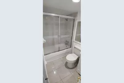 4550 NW 9th #706E, Miami, FL 33126 - Photo 14