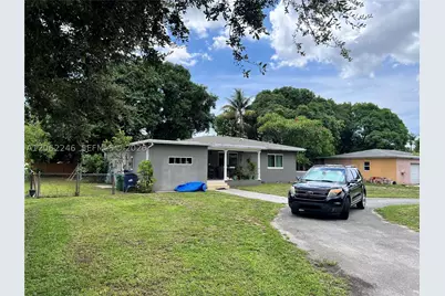 13301 NW Miami, Miami, FL 33168 - Photo 2